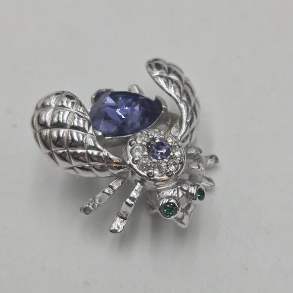Vintage JOAN RIVERS Silver Purple Amethyst Bee Pin Bug Brooch Blue Tanzanite - Picture 1 of 4